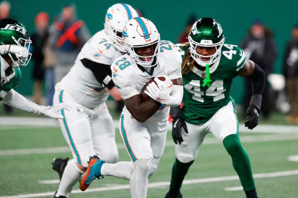 Dolphins’ Offense Still Lacks a Legitimate Run Game for 2025