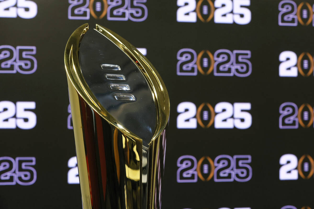 Las Vegas Advances Toward Hosting College Football Championship Game