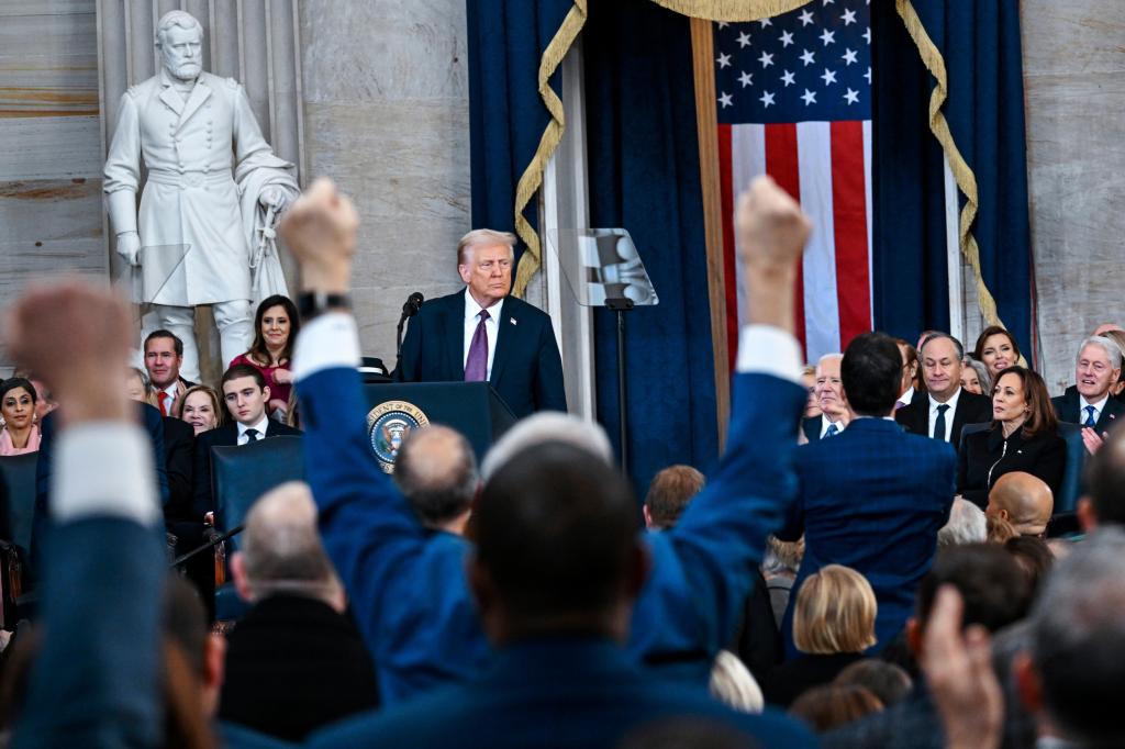 Trump Critiques Past Leaders While Promising a New Era for America